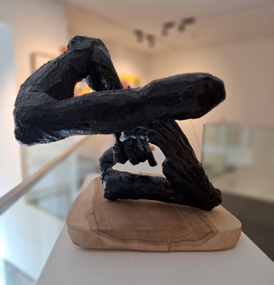 Figurative and expressive sculptures mostly showing portraits, the human body and figure.