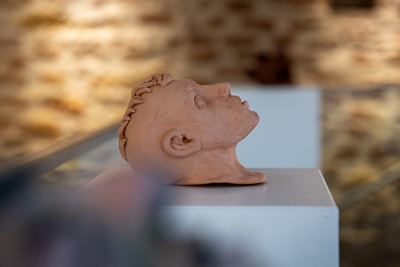 Figurative and expressive sculptures mostly showing portraits, the human body and figure.